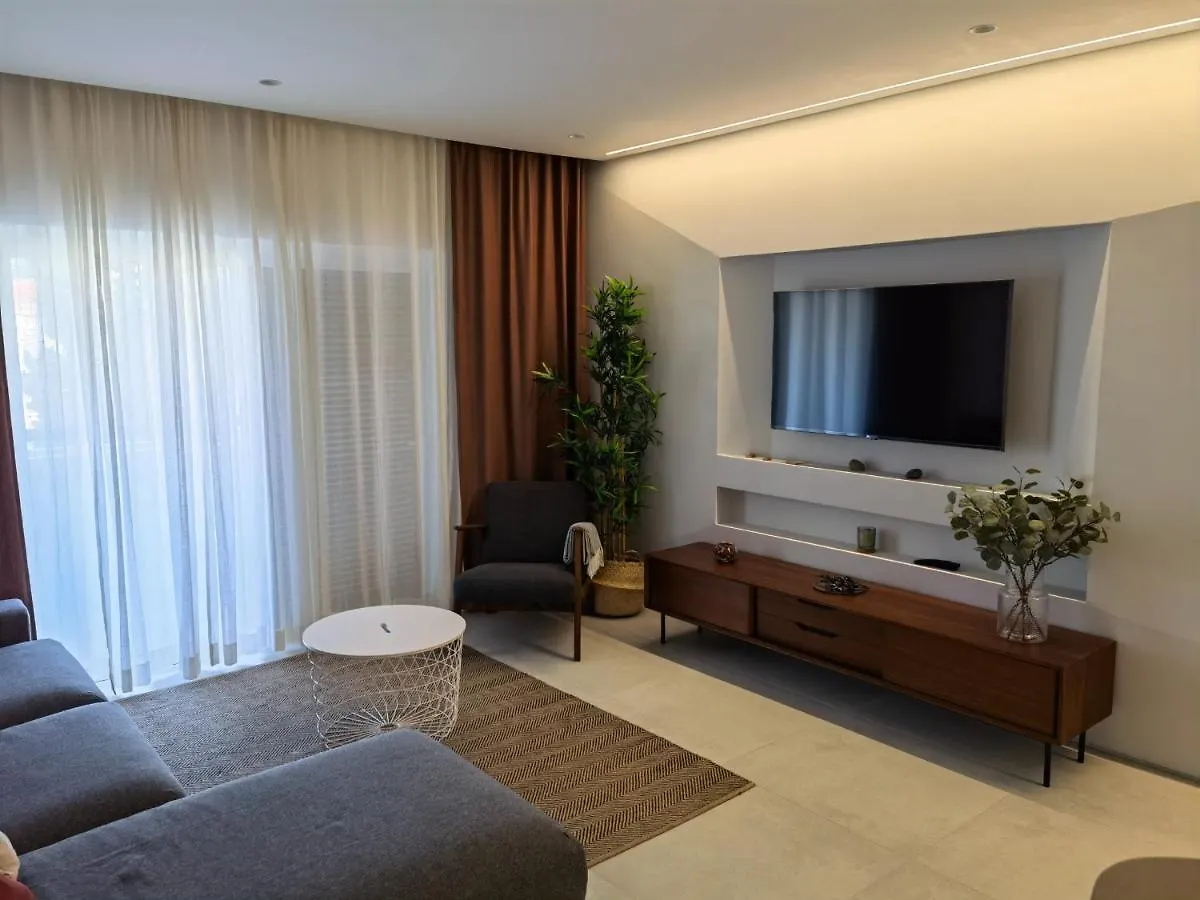 Διαμέρισμα 211 Apartamento Moderno Com Vista Para A Piscina No Centro Da Cidade Αλμπουφέιρα