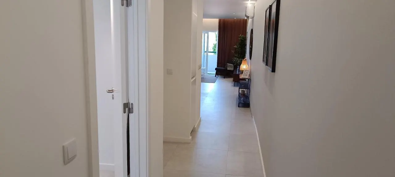 211 Apartamento Moderno Com Vista Para A Piscina No Centro Da Cidade Albufeira