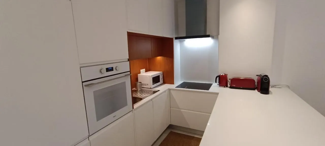 211 Apartamento Moderno Com Vista Para A Piscina No Centro Da Cidade Albufeira Apartment