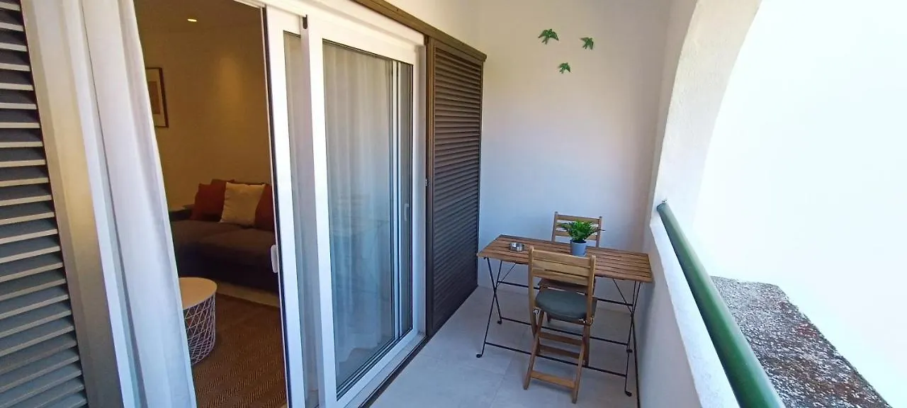Apartment 211 Apartamento Moderno Com Vista Para A Piscina No Centro Da Cidade Albufeira