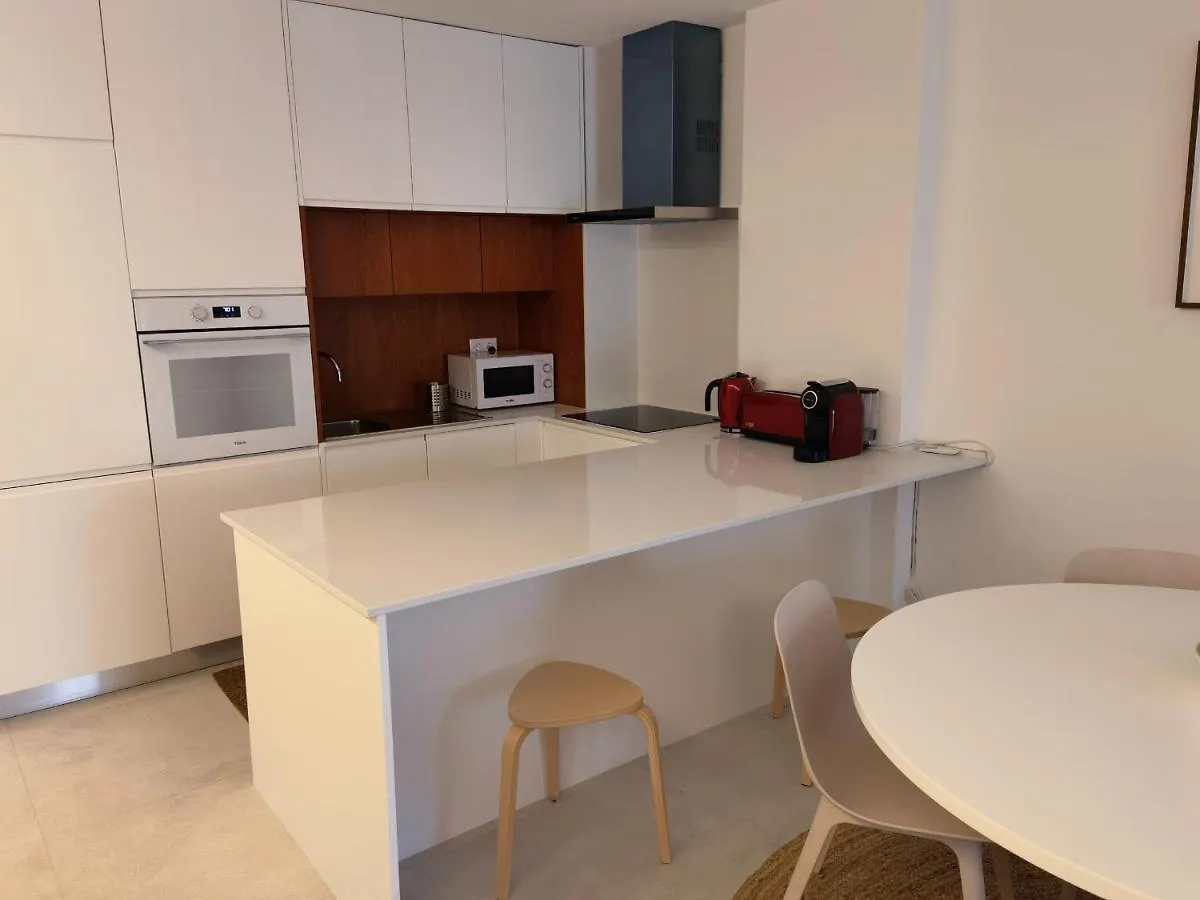 211 Apartamento Moderno Com Vista Para A Piscina No Centro Da Cidade Albufeira Portugal