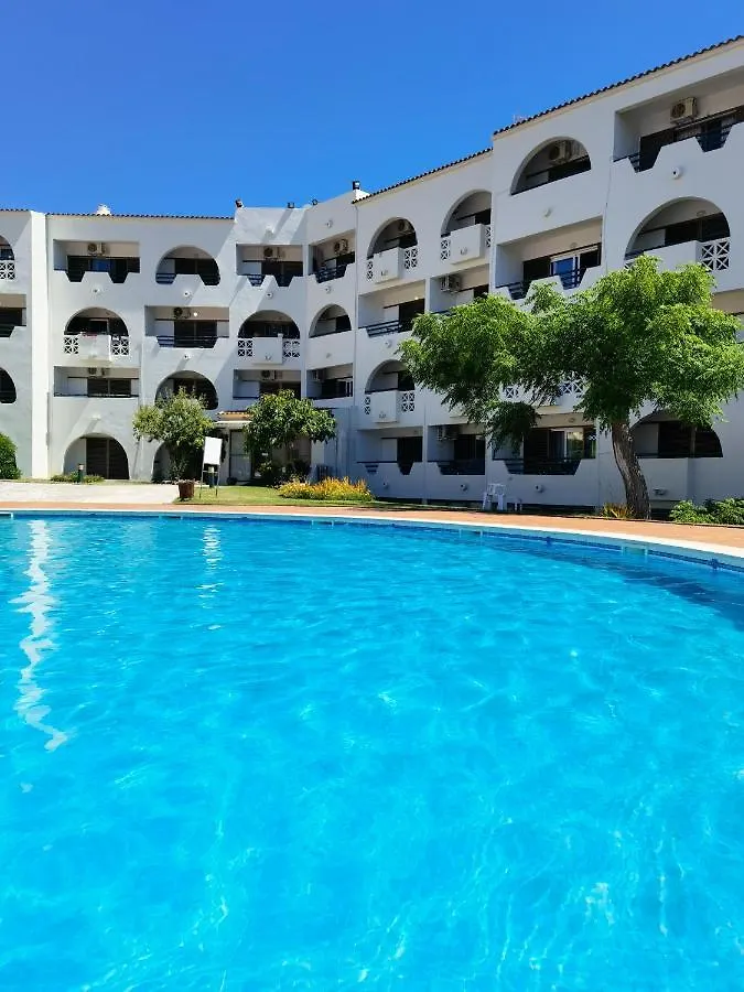 211 Apartamento Moderno Com Vista Para A Piscina No Centro Da Cidade Albufeira