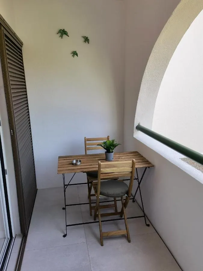 211 Apartamento Moderno Com Vista Para A Piscina No Centro Da Cidade Albufeira 0*,  Portugal