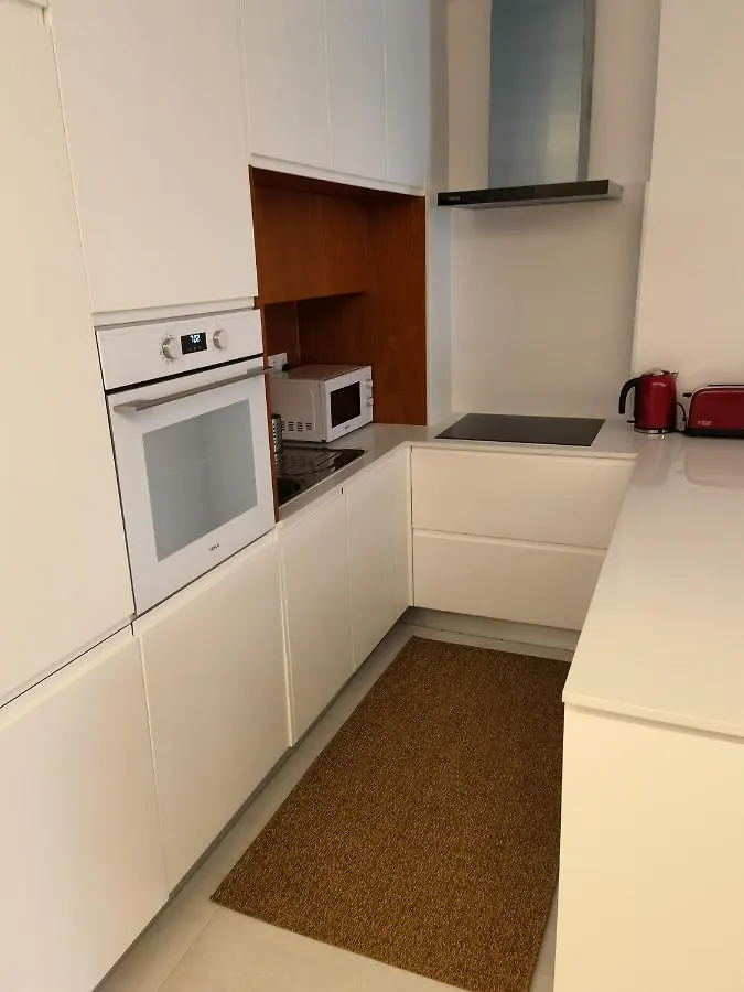 211 Apartamento Moderno Com Vista Para A Piscina No Centro Da Cidade Albufeira