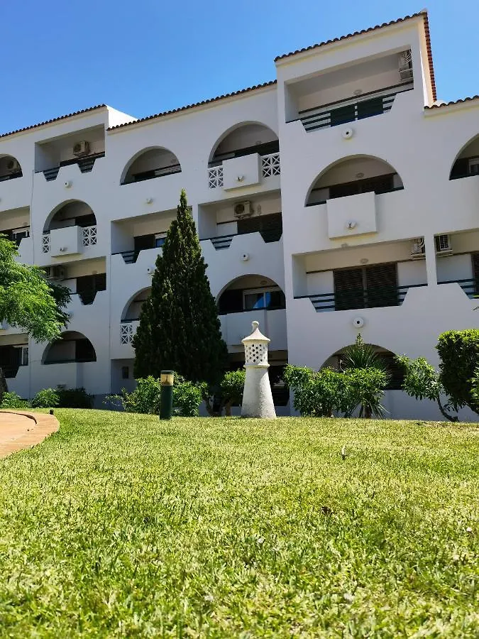 211 Apartamento Moderno Com Vista Para A Piscina No Centro Da Cidade Albufeira